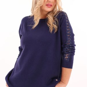 granatowy-sweter-oversize-damski (2)